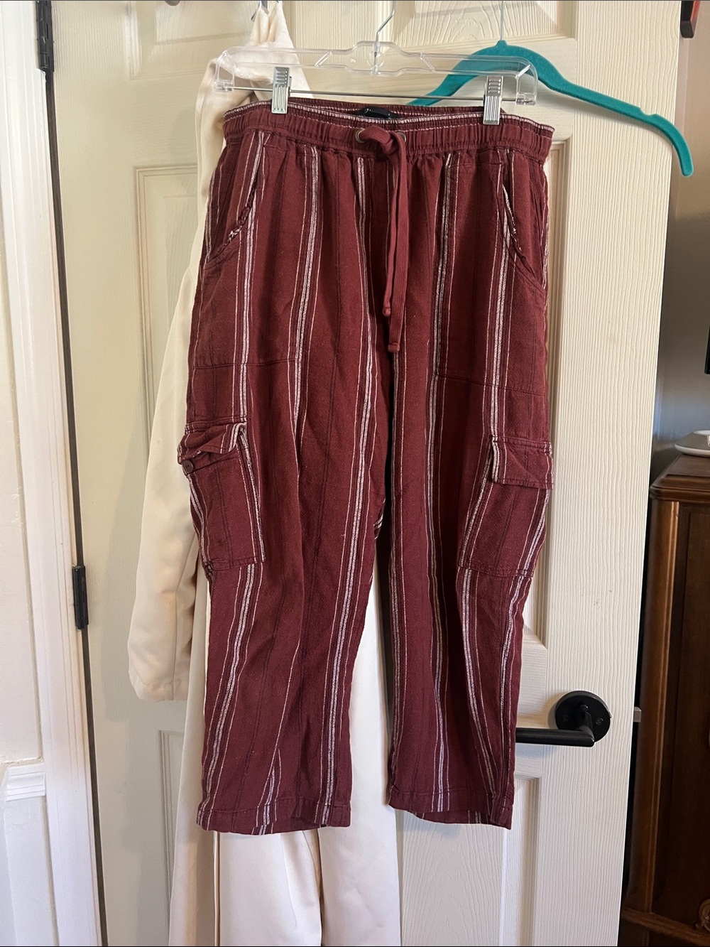 Anthropologie Women’s Burgundy Linen Stripe Cargo Pants - size L